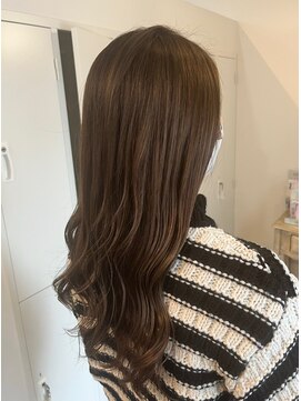 ロッカヘアエジェ(ROCCA hair eje.) 暗めカラーゆるやかロングスウィング
