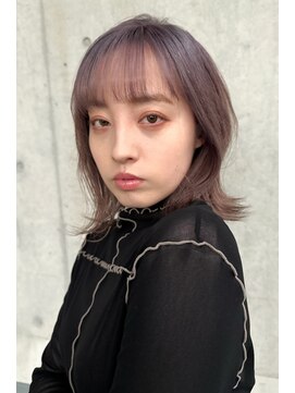 伸ばしかけも可愛くスッキリ！顔周りレイヤー×ハイトーン