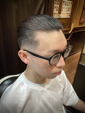 スキンフェード　マンバン　新潟　新潟市中央区　バーバー女池