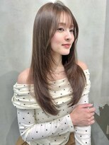 ナナローネス 渋谷(nana loness) レイヤーカット ロングレイヤー 顔まわりレイヤー ベージュ