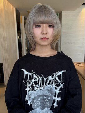 フェイス 大船(FACE) ショートウルフ/ホワイトグレー【大船駅】太良坊航