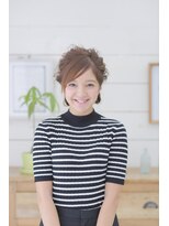 ソーエン バイ ヘッドライト 春日店(soen by HEADLIGHT)&nbsp;ルーズにまとめたシニヨンスタイル