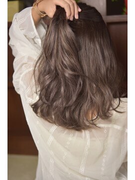 キアラ(Kchiara) 透明感ラベンダーグレイジュ・kchiara川野直人