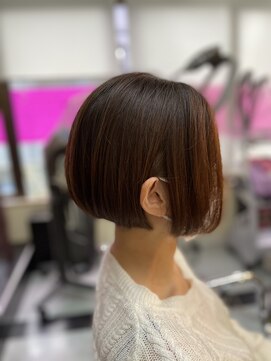 イワセ(IWASE) スキンフェードボブ