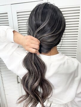 レフア(Lehua) コントラストハイライト×グレーアッシュ