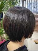 ショートボブ