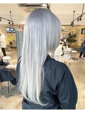 ザ オーダー(THE ORDER) ロングのホワイトカラー