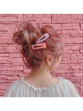 ヘアメイクアンドセットサロン リッコ(Hair make&set salon Ricco) ゆるふわお団子スタイル