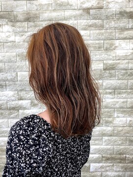 ラキ(Laki) ハイライト・暖色ベージュ