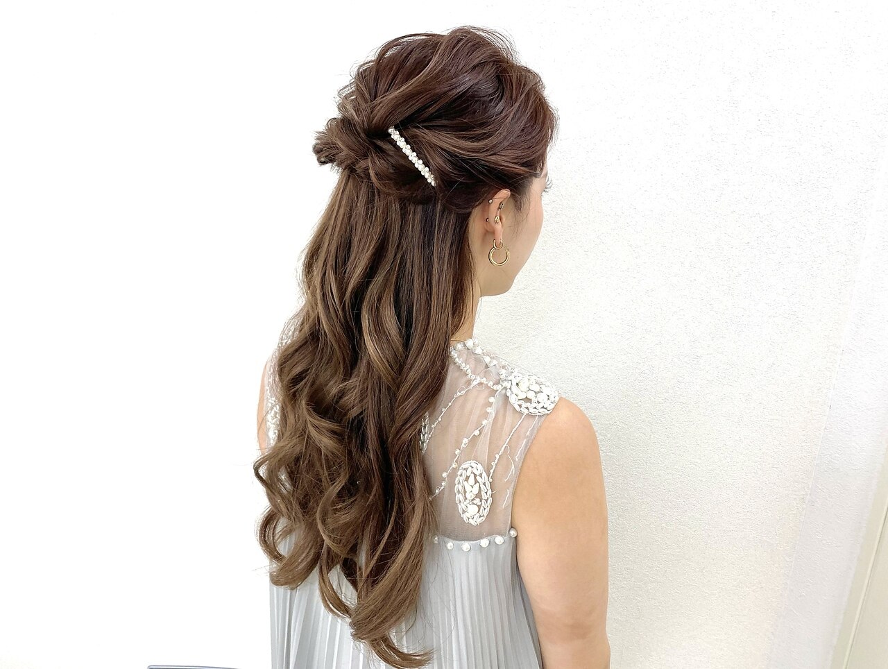 【ヘアセット 月〜土16時〜21時＜最終受付20時半＞\1700】日・祝は利用不可