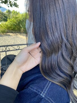 パディントン(Paddington) 同系色で作る☆グレージュ・ベージュのコントラストインナー♪