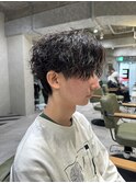 ツイストスパイラル 縦落ちツイスパ センターパート 新宿