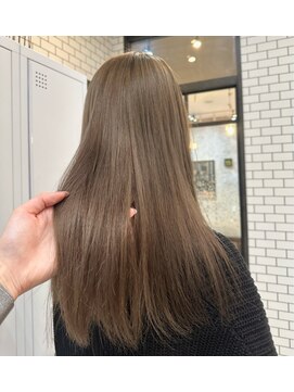 ネウィ 八王子(newi) ベージュカラー