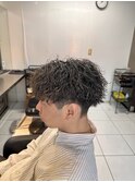 ツイストスパイラルパーマ　波巻きパーマ　ツイストパーマ　眉毛