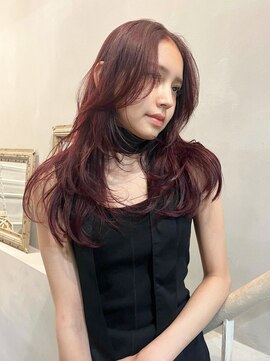 ジーナ(XENA) ワインレッド×レイヤーカット(渋谷)