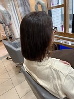 スタジオ アルファプラス 日暮里店(studio α+)&nbsp;ステップボーンカットカットボブショートハイライト白髪ぼかし