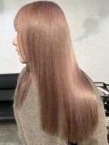 イリ 梅田(ili) ハイライトカラーミルクティーベージュレイヤーカット