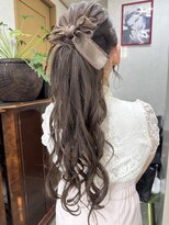 イングリッド&nbsp;ポニーテール　巻下ろし