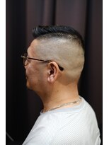 アモ(Amo)&nbsp;【新富町駅30秒】メンズベリーショートline upバーバースタイル