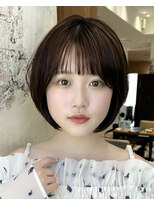 アフロート ルヴア(AFLOAT RUVUA) 「岩田莉奈」地毛風縮毛矯正 ひし形ショートボブ 白髪染め 新宿