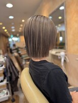 シンクヘアー(think hair by tori) ミルクティーベージュ×からっぱなしボブ
