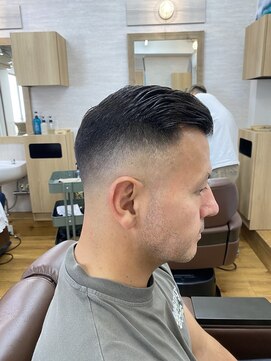 フリーダム 新百合ヶ丘店(FREEDOM) メンズカット/フェードカット/バーバー[men's/新百合ヶ丘]