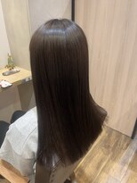 シャルロット(CHARLOTTE) アッシュカラー