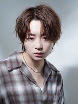 アルファ 新宿(alpha)&nbsp;フェザーパーマ/ブルーブラック/刈り上げセンターパート[新宿]