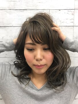スパーク ヘアアンドフェイス(Spark HAIR&FACE) 2020SSシースルーアクア×ハイライト Spark[柳澤　陽光]