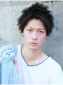 梳きアップバング×短ネープ