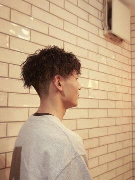 カットスタジオ フタバ(CUT STUDIO FUTABA) 2ブロック×ツイストスパイラル