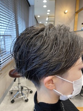 グロウ バイ フェイス(GLOW by face) 大人可愛い黒髪前下がりショートボブ丸みショート