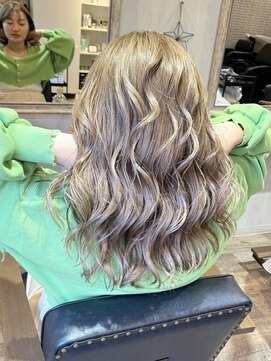 マロウ(marou) ハイトーンペールベージュ