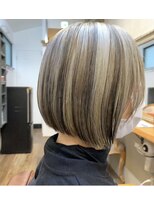 コンパス(COMPASS)&nbsp;【ブリーチ/デザインカラー】ハイコントラストボブ