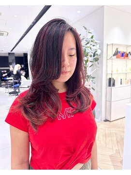 ステア ケース(stair case) レット系 バレイヤージュ 30代40代 レイヤーカット