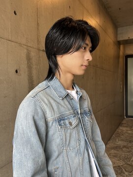 ミィ 表参道(mee.) ウルフ/アッシュブラック/カルマパーマ/ベリーショート/表参道