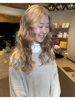 ソラス 緑地公園店(SOLAS) ブロンドベージュ