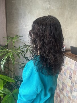 ミリ 府中(Mili) ミディアムパーマ