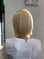 バディヘア ルーツ(BUDDY HAIR ROOTS) ブリーチ抜きっぱブロンド