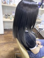 サロン ド ビューティー ラ デュース シルバーグラデーション