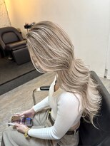 ブレンド 渋谷(BLend)&nbsp;ハイライトカラーミディアムバタフライカットデザインカラー