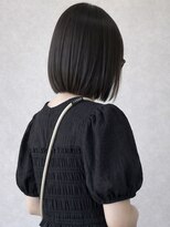 フィガロ バイ テイラー(FIGARO by Taylor) 首元すっきり◎まとまり感ある美人ボブ