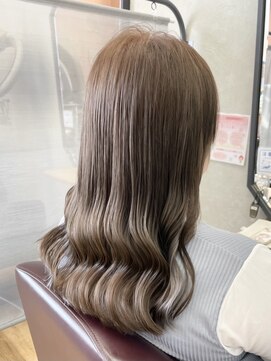 キセイ イオンモール新利府北館店(KISEI) ブリーチしないミルクティーベージュ