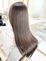 ジーナ サンシャイン通り池袋(Zina)&nbsp;艶髪　サンドベージュ【Zina 坂本　勇樹】