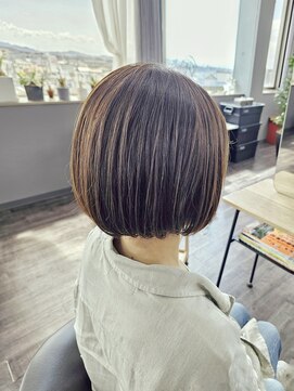 ウトカ ヘア(UTOKA HAIR) スッキリミニボブ