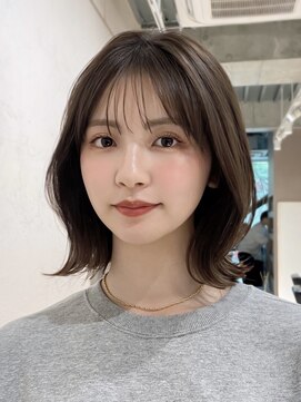 オーラ オモテサンドウ(Aura omotesando) 透明感カラー×ワンカールで可愛いレイヤーボブ