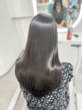 エルサザビューティー 神戸三宮(Elsa the beauty) レイヤーカット/顔まわり/髪質改善トリートメント/縮毛矯正