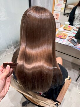 ファムバイアヴァンス(Femme by AVANCE.) 暗めカラーシルクブラウンロング