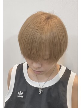 リバード(reverd) ミルクティーベージュ／マッシュ