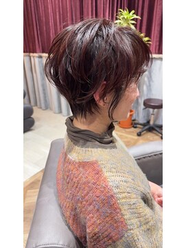 カナロアバイボニークチュール(KANALOAbyBONNY COUTURE) 神戸大人ショートボブ・大人ボブ・40代ショートボブ・白髪ぼかし